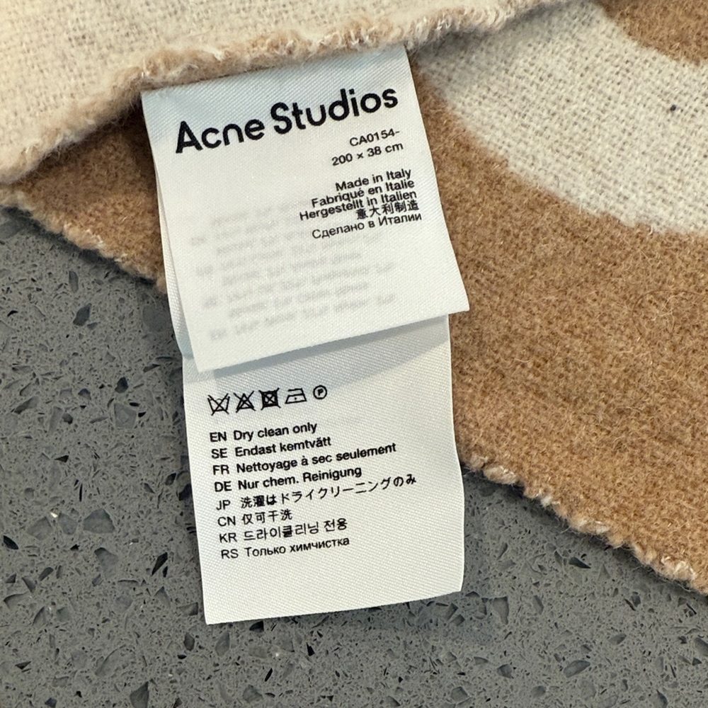Acne Studio Wool Scarf 200*38cm - Picture 4 of 8